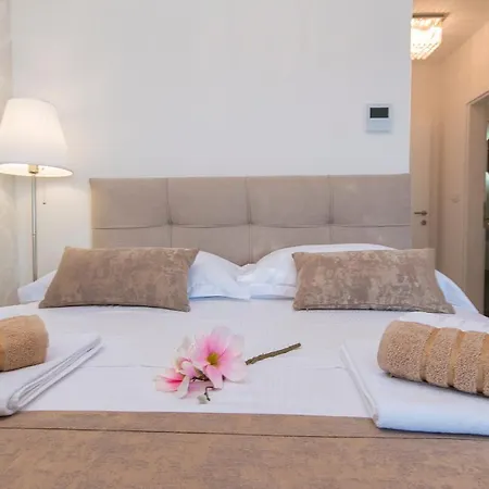 Sunshine Apartment Makarska